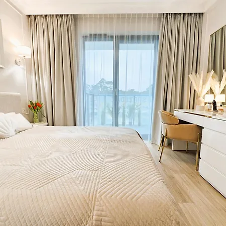 D303 Sea Heaven Z Widokiem Na Morze, Przy Plazy, Basen, Sauna I Jacuzzi W Budynku, Prywatna Rowerownia - 5d * 尼彻兹