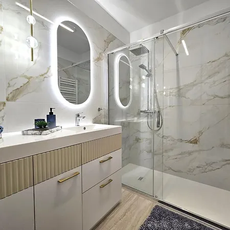 D303 Sea Heaven Z Widokiem Na Morze, Przy Plazy, Basen, Sauna I Jacuzzi W Budynku, Prywatna Rowerownia - 5d 公寓 *